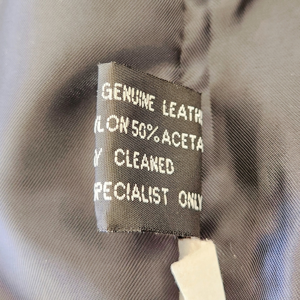 Beyond Leather Vintage Western Vest - Picture 11 of 11